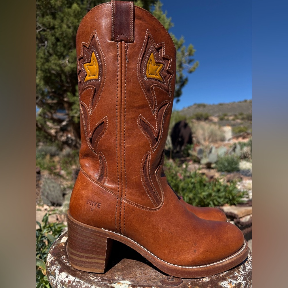 FRYE Campus Sabrina Floral Inlay Boots Vintage - Picture 3 of 16